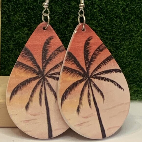 Palm Tree Earring, Tree Earring, Sunset Earring, Beach Earring, Nature Earring - Picture 3 of 6